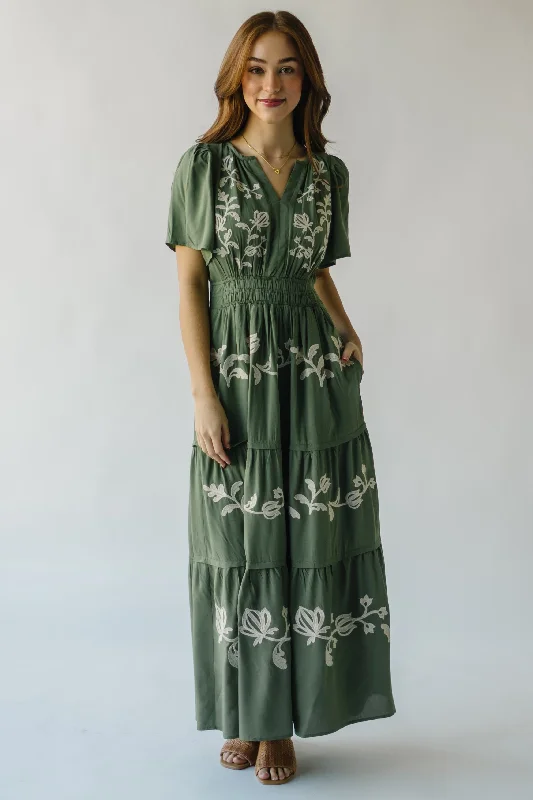 Discover the latest trends in women’s fashion The Radford Embroidered Maxi Dress in Olive Discover the latest trends in women’s fashion The Radford Embroidered Maxi Dress in Olive