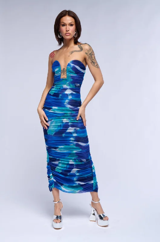 Bold, confident, and stylish women’s clothing   CITY SHOW RUCHED MAXI DRESS