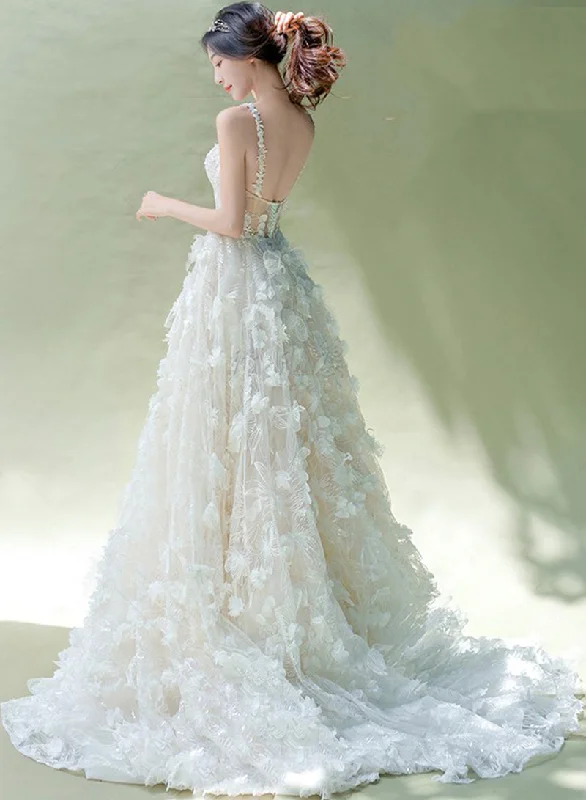 Iconic women’s outfits that never go out of style WHITE A LINE APPLIQUE LONG BALL GOWN PROM DRESS FORMAL DRESS cg14871 Iconic women’s outfits that never go out of style WHITE A LINE APPLIQUE LONG BALL GOWN PROM DRESS FORMAL DRESS cg14871