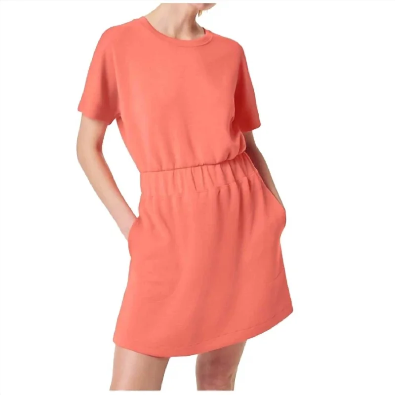Everyday essentials for a stylish wardrobe Airessential Cinched Dress In Sunset Peach Everyday essentials for a stylish wardrobe Airessential Cinched Dress In Sunset Peach