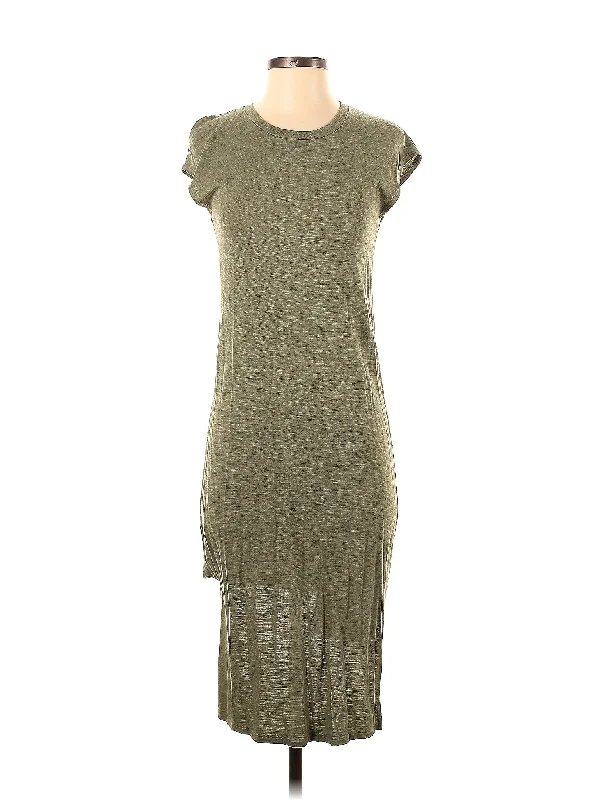 Feminine silhouettes for the modern woman   Casual Dress