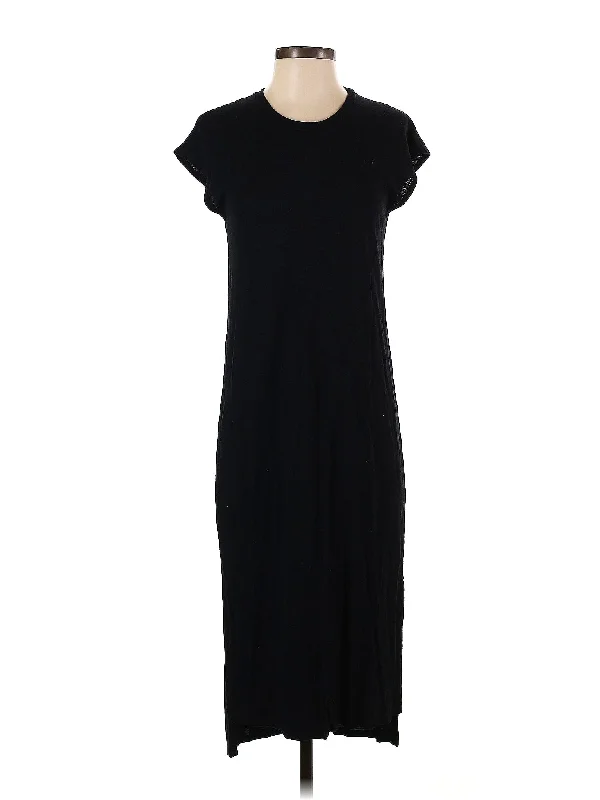 Refresh your wardrobe with stylish women’s outfits   Casual Dress