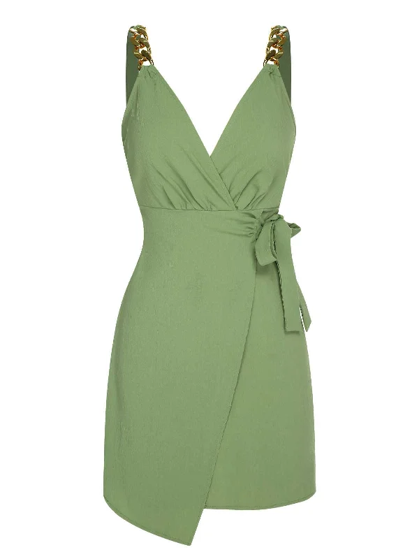 The ultimate guide to stylish women’s fashion Light Green 1960s V-Neck Chain Strap Solid Dress The ultimate guide to stylish women’s fashion Light Green 1960s V-Neck Chain Strap Solid Dress
