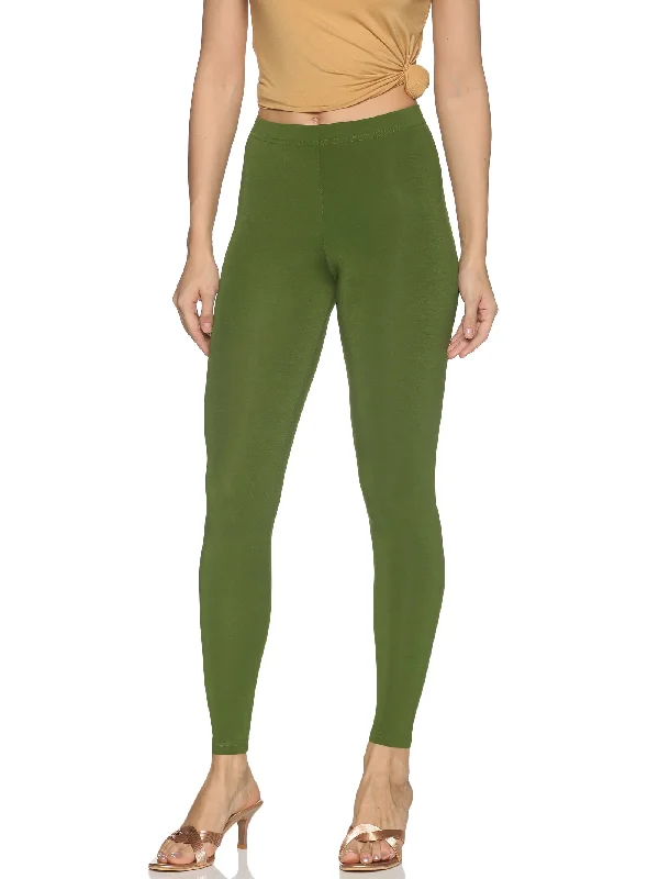 The ultimate guide to stylish women’s fashion   Forest green ankle