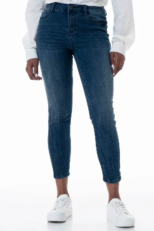 Modern fashion pieces designed for all women Rf12 Mid Rise Skinny Jeans _ 152629 _ Light Wash Modern fashion pieces designed for all women Rf12 Mid Rise Skinny Jeans _ 152629 _ Light Wash