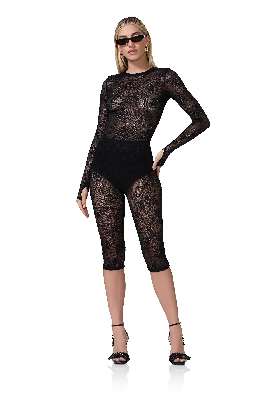 Sporty-chic women’s apparel for active lifestyles   Gemma Lace Capri Pant - Noir