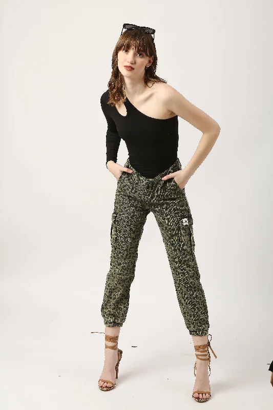 High-quality women’s wear for everyday elegance   Zurich Denim Jogger