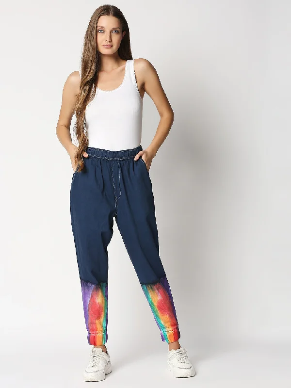 Iconic women’s outfits that never go out of style   Zurich Tie & Dye Jogger