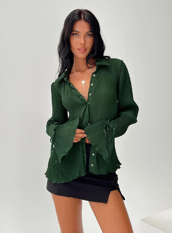 Stylish women’s clothing designed for comfort   Ravil Shirt Forest Green